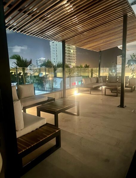 CONFORTABLE APARTA-SUITE CON VISTA AL MAR