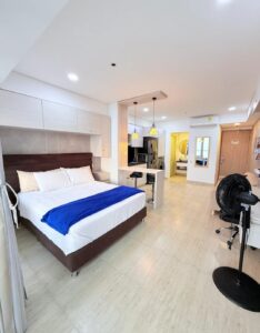 CONFORTABLE APARTA-SUITE CON VISTA AL MAR