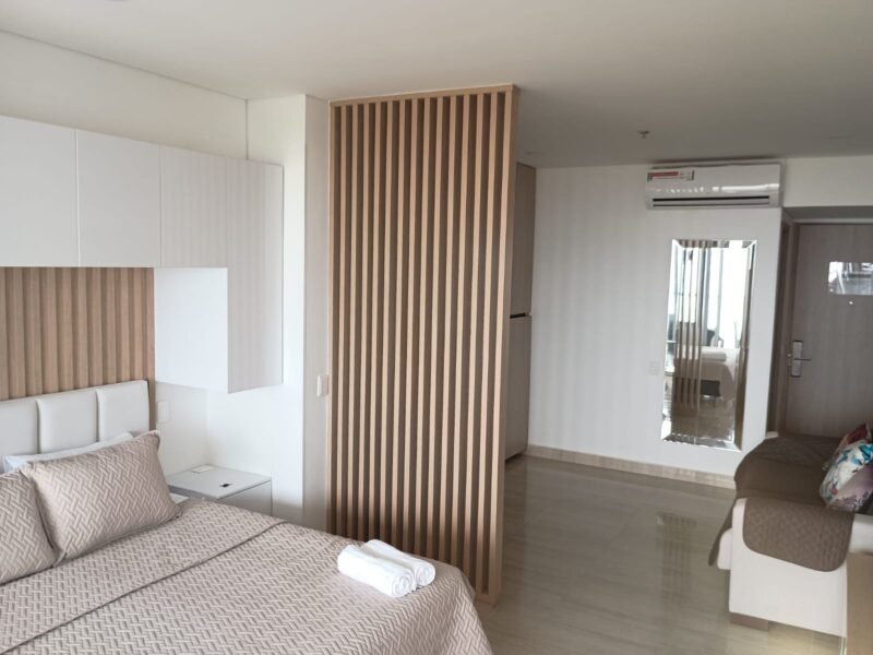 MODERNA APARTA-SUITE CON VISTA AL MAR
