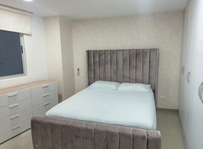 APARTAMENTO EN ARRIENDO-EDIFICIO ISLA TAORMINA, CRESPO, CARTAGENA DE INDIAS.