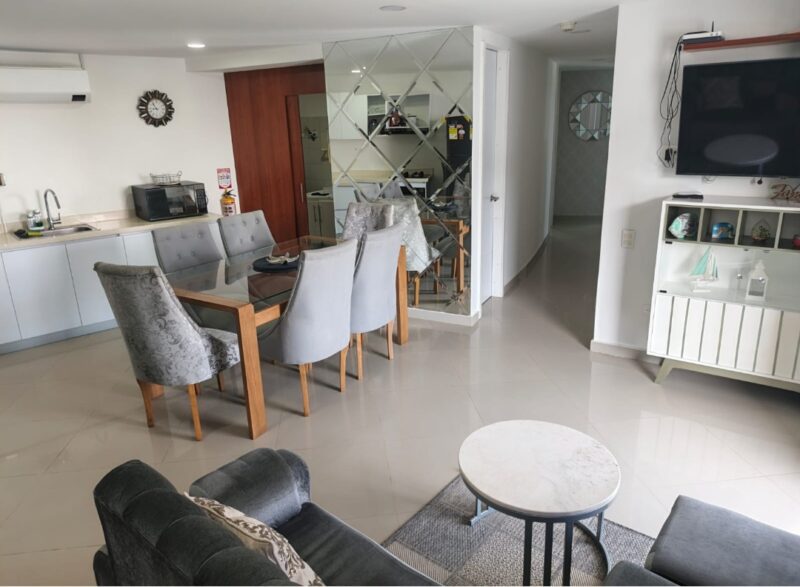 APARTAMENTO EN ARRIENDO-EDIFICIO ISLA TAORMINA, CRESPO, CARTAGENA DE INDIAS.
