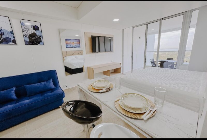 🏖️ APARTASUITE EN ARRIENDO DE LARGO PLAZO – CARTAGENA BEACH RESORT, CRESPO 🏖️