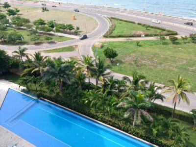 🌊 APARTAMENTO EN ARRIENDO CON VISTA AL MAR – CONDOMINIO BEACH CLUB, CRESPO, CARTAGENA 🌴
