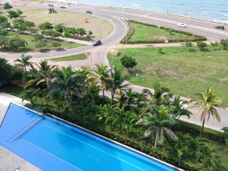 🌊 APARTAMENTO EN ARRIENDO CON VISTA AL MAR – CONDOMINIO BEACH CLUB, CRESPO, CARTAGENA 🌴